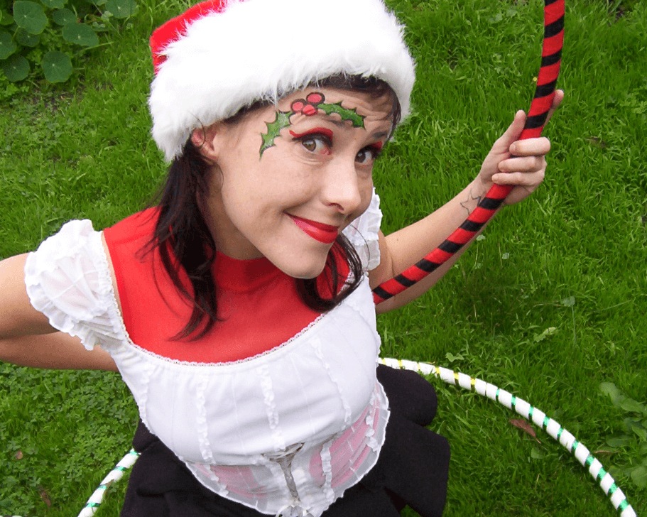 Christmas Hoops, circus act in Melbourne
