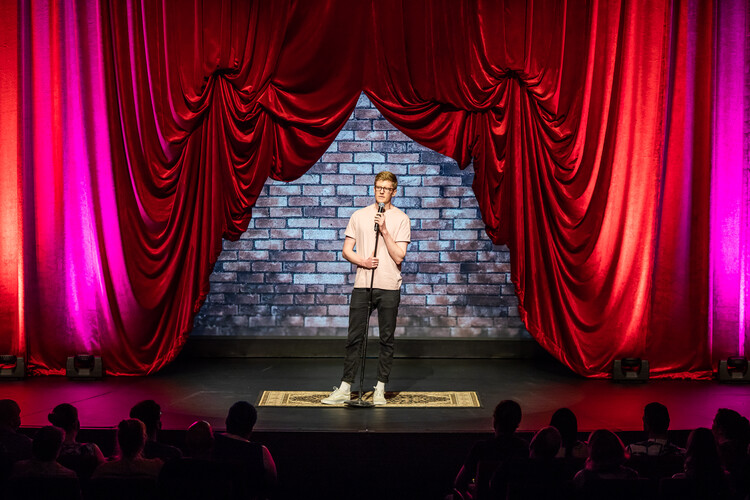 Nick Schuller, comedian in Melbourne, photo 3