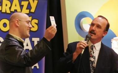 Warren Jackman, comedy magician in Melbourne, photo 3