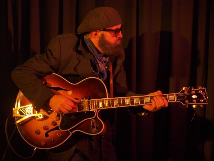 Coop Devine, cover band in Melbourne