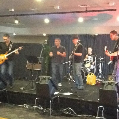 Max Zero, cover band in Melbourne, photo 2