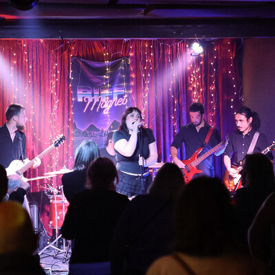 Riff Magnet, cover band in Melbourne, photo 2