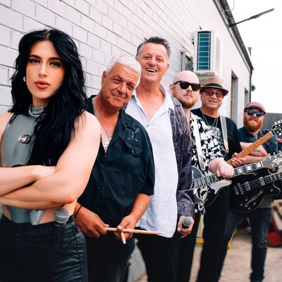 Single Income, cover band in Melbourne, photo 2
