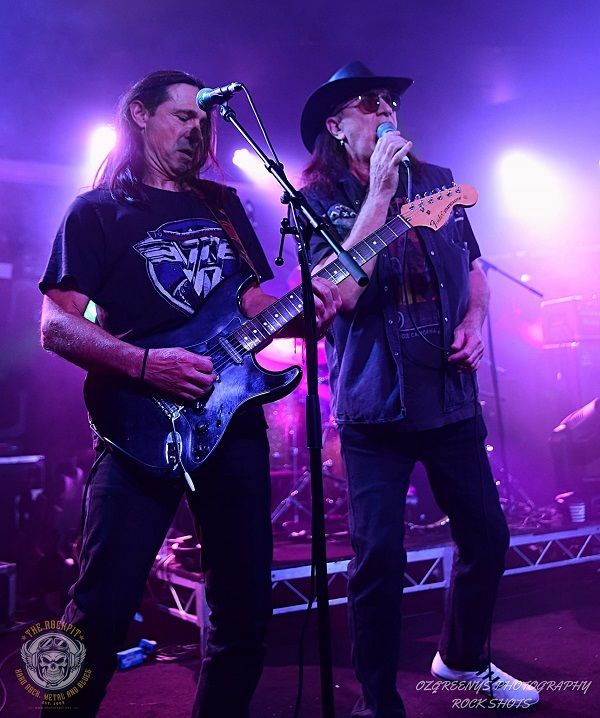 Strait Shooters, cover band in Melbourne