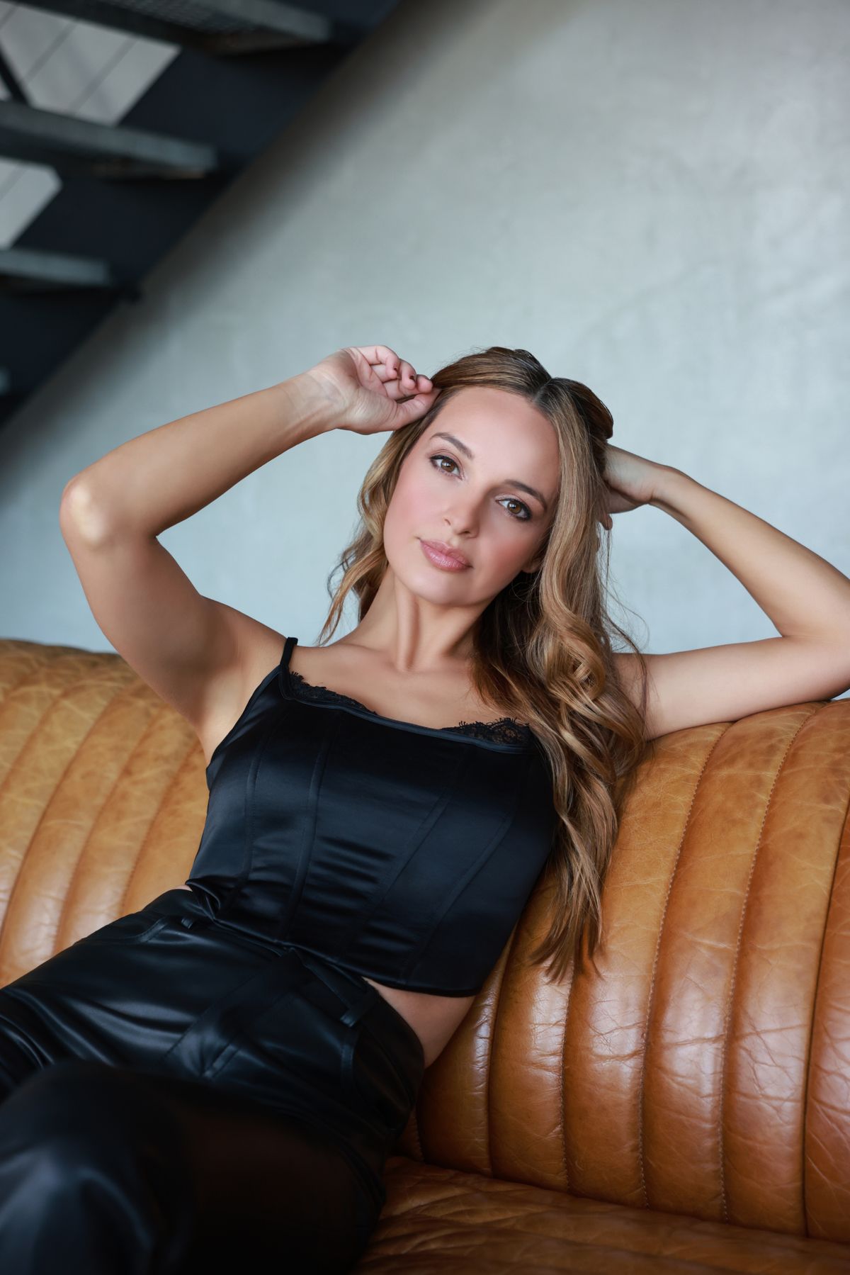 Dakota East, singer in Melbourne