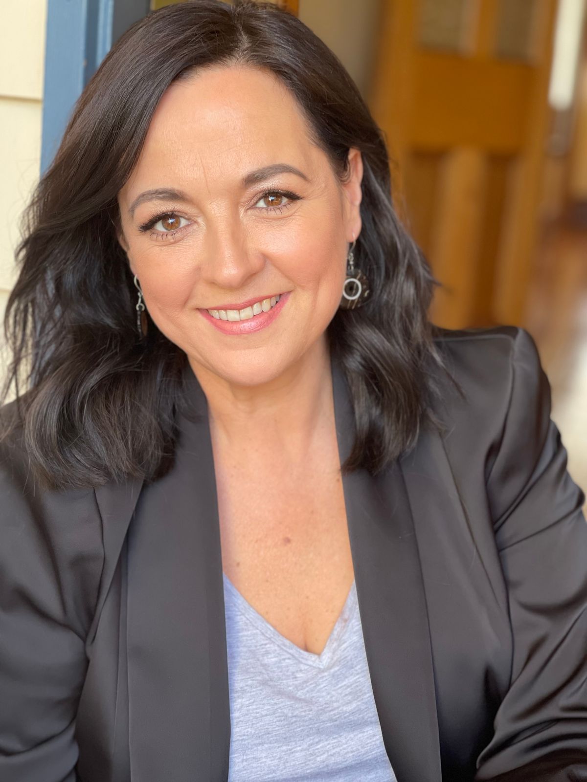 Dani Fry, singer in Melbourne