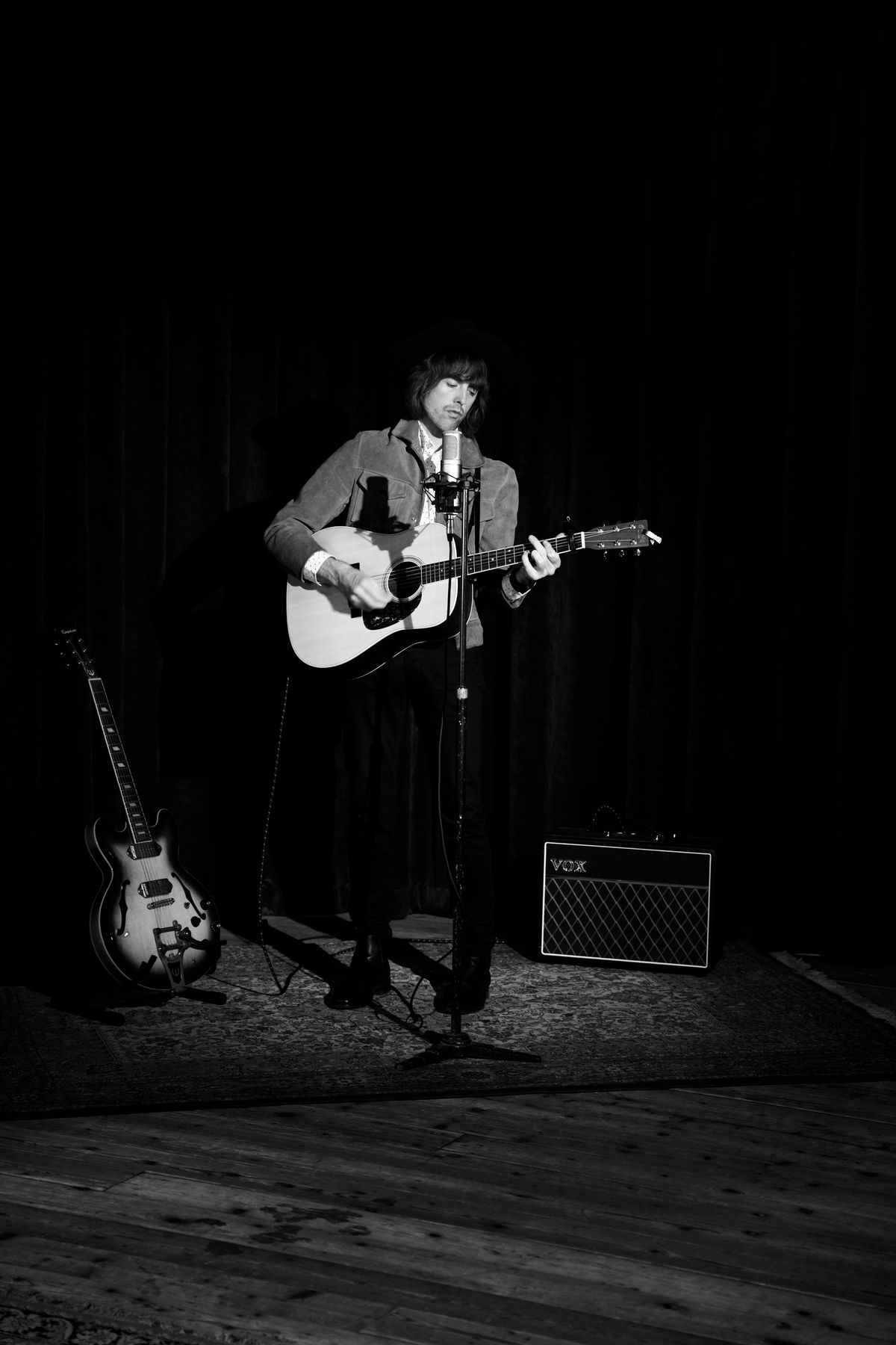 Dave, singer-songwriter in Melbourne