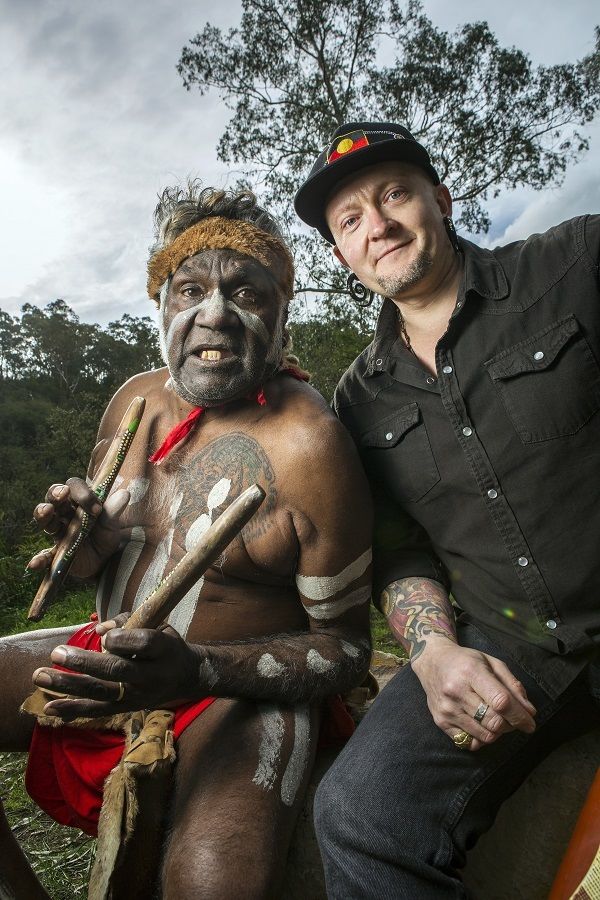 Ganga Giri, didgeridoo player in Melbourne, photo 2