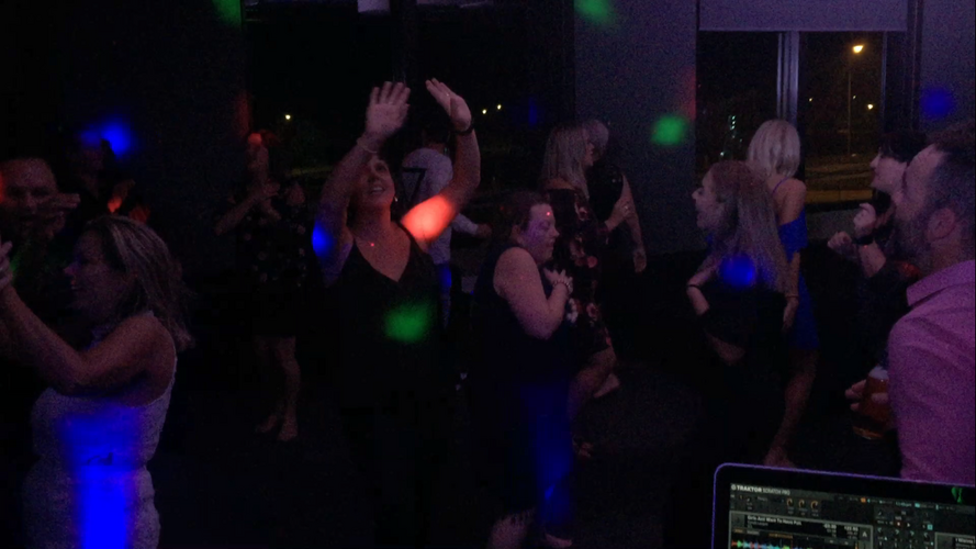 DJ Ashley Keswick, live in Melbourne
