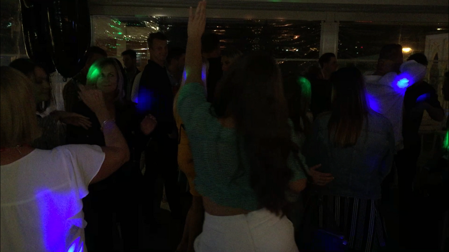 DJ Ashley Keswick, live in Melbourne, photo 2