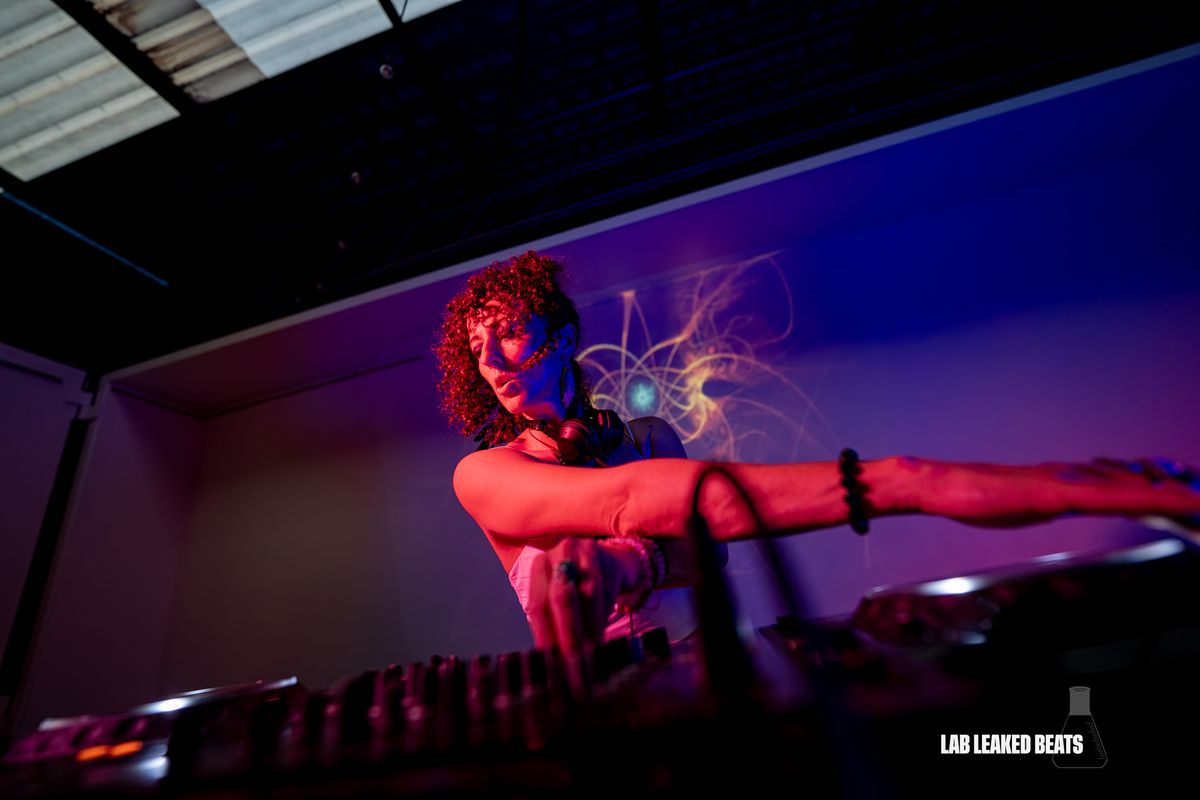 DJ mISSkARA, live in Melbourne