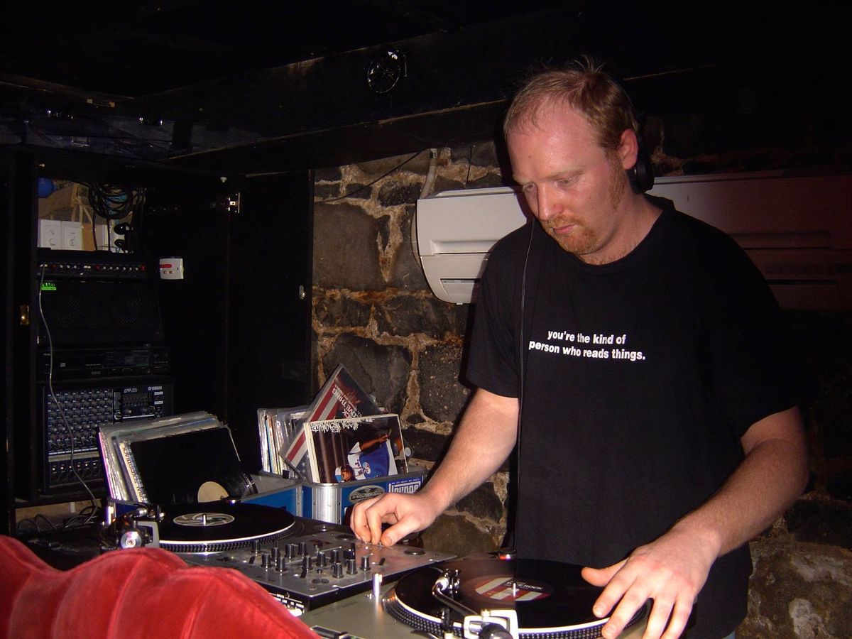 DJ Snowie, live in Melbourne