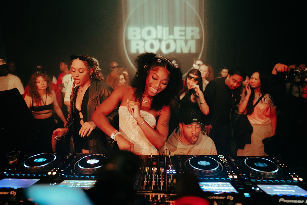 Mansa, dj in Melbourne