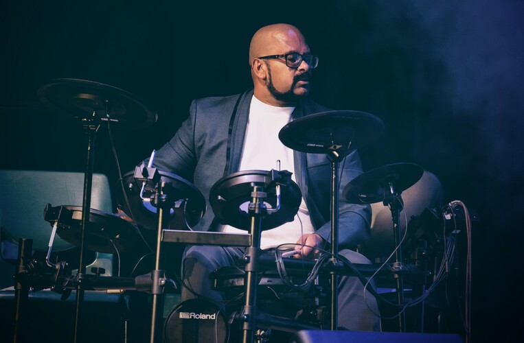 CJ, drummer in Melbourne, photo 3