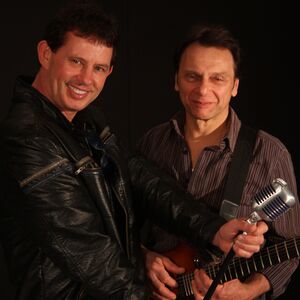 Two Can Do, musical duo in Melbourne, photo 2