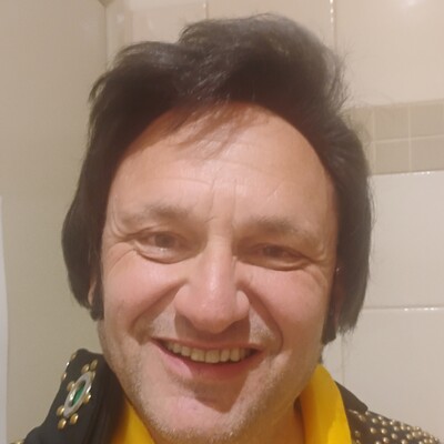 Funky Elvis, tribute singer in Melbourne, photo 2