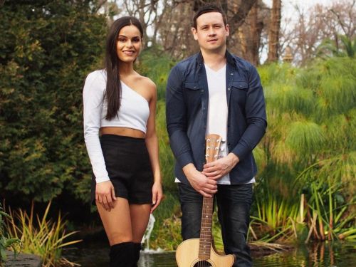 Chantelle and John, musical duo in Melbourne