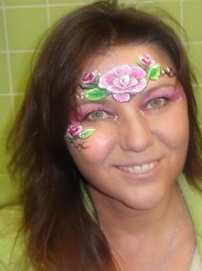 Bizarre Bazaar, face painting in Melbourne
