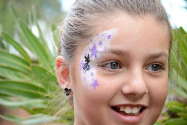 Rosie's Rainbow Magic, face painting in Melbourne, photo 2