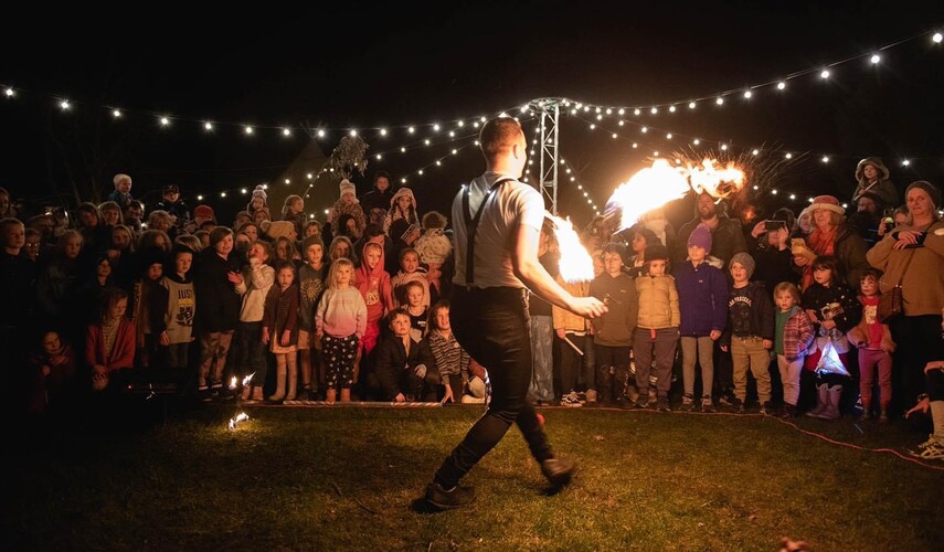 Fire Twirling Performances & Workshops, fire performer in Melbourne, photo 3