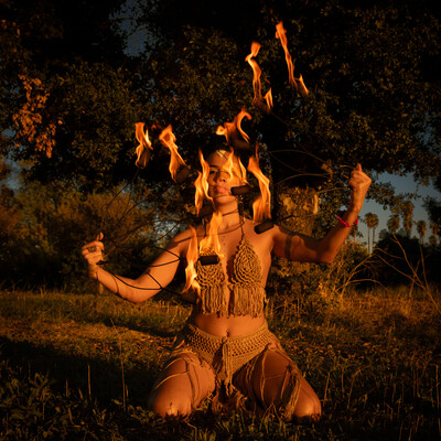 Kai Ignis, fire performer in Melbourne, photo 2