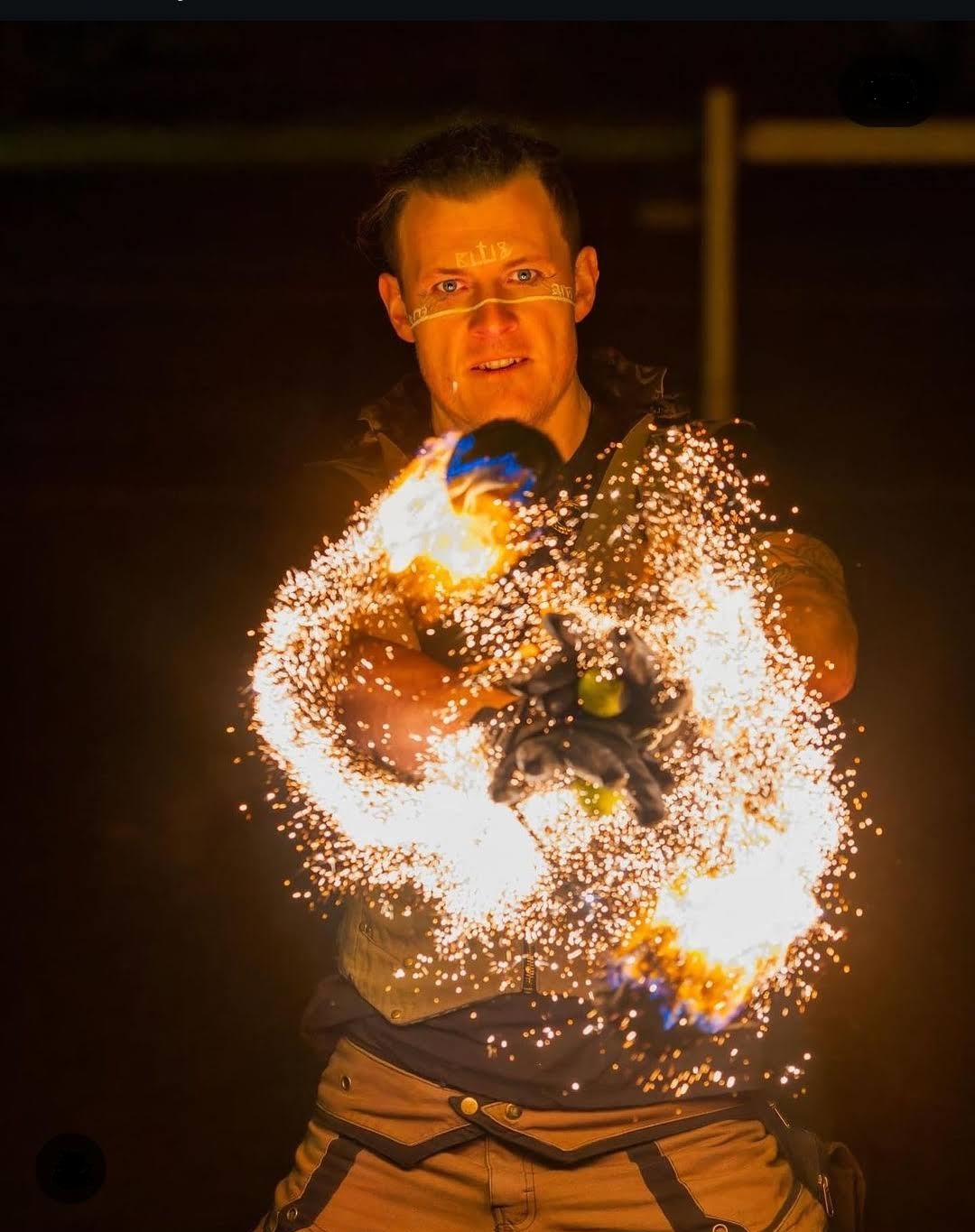 Rich Royale - Fire, LED and Juggling, fire performer in Melbourne