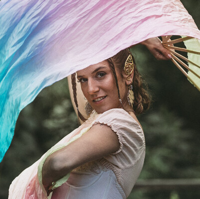 The Flow Faerie, fire performer in Melbourne, photo 2