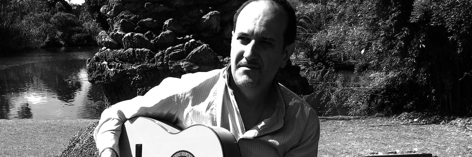 Valentino, flamenco guitarist in Melbourne, photo 3
