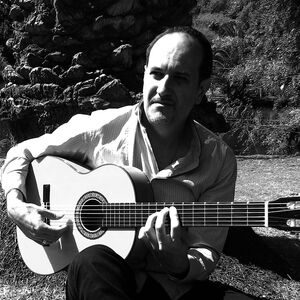 Valentino, flamenco guitarist in Melbourne, photo 2