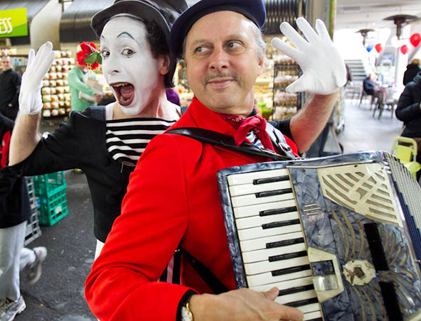 French Music And Mime, live in Melbourne, photo 3