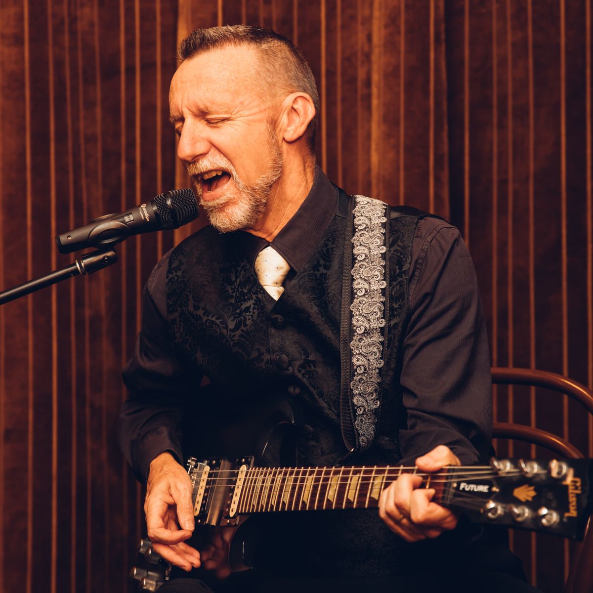 Gary Hubber, singer in Melbourne