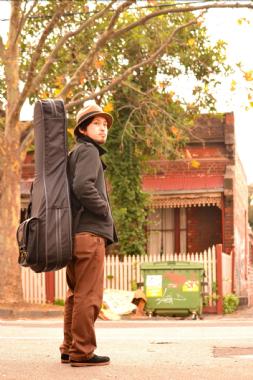 Shigeo Furukawa, guitarist in Melbourne, photo 3