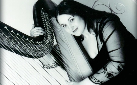 Alannah Guthrie Jones, harp player in Melbourne, photo 3