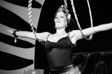 Anndala the Hooper, hula hoop in Melbourne