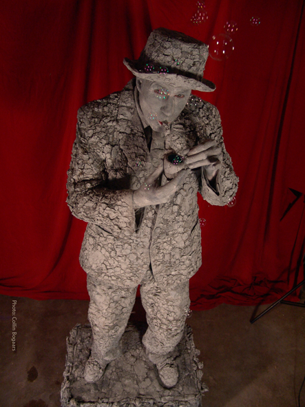Albert Stone, human statue in Melbourne, photo 2