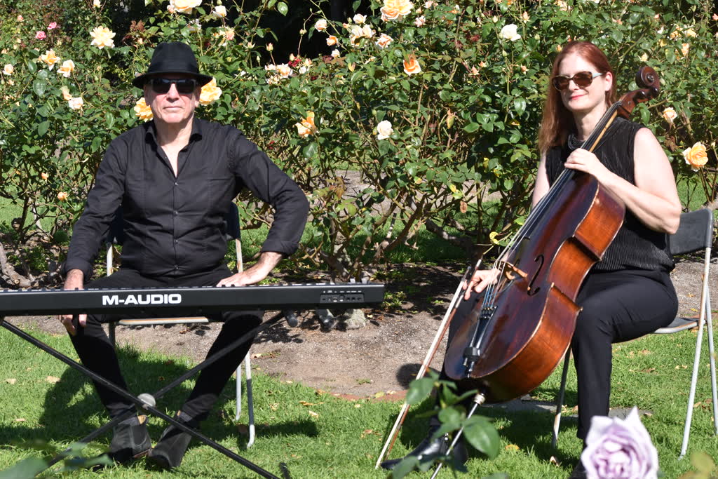 The Vineyard Duo, instrumental duo in Melbourne, photo 2