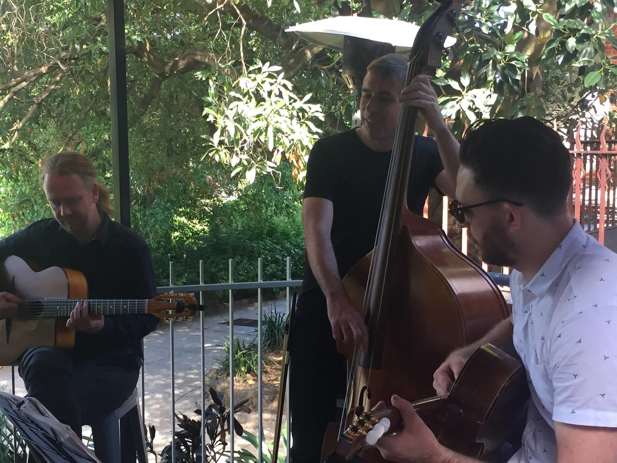 Bois et Charbon, jazz band in Melbourne