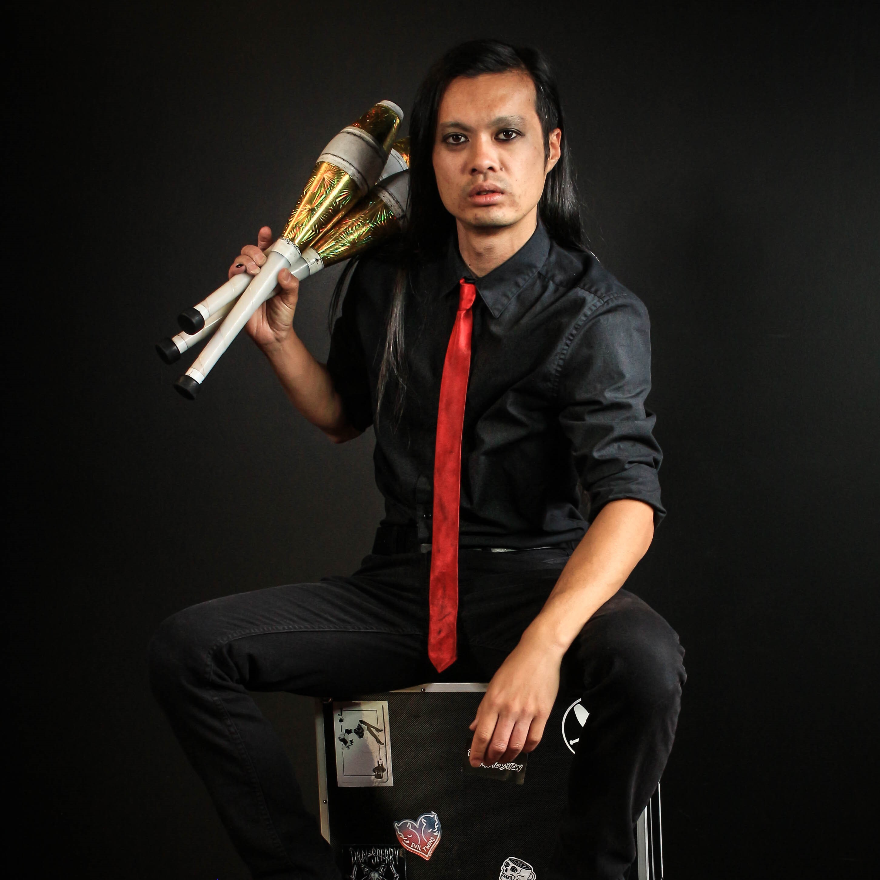 Kozo Kaos, juggler in Melbourne