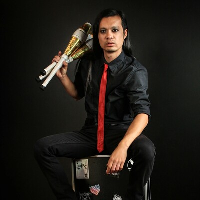 Kozo Kaos, juggler in Melbourne, photo 2
