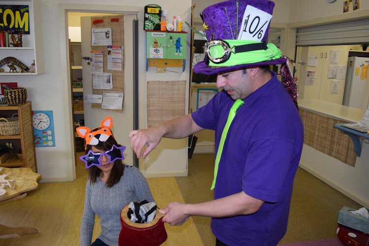 Magic Surge, children's magician in Melbourne, photo 3