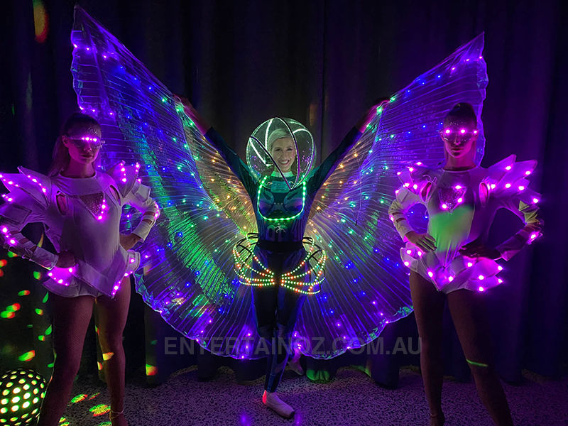 Gynoid Fembots, led performer in Melbourne, photo 2