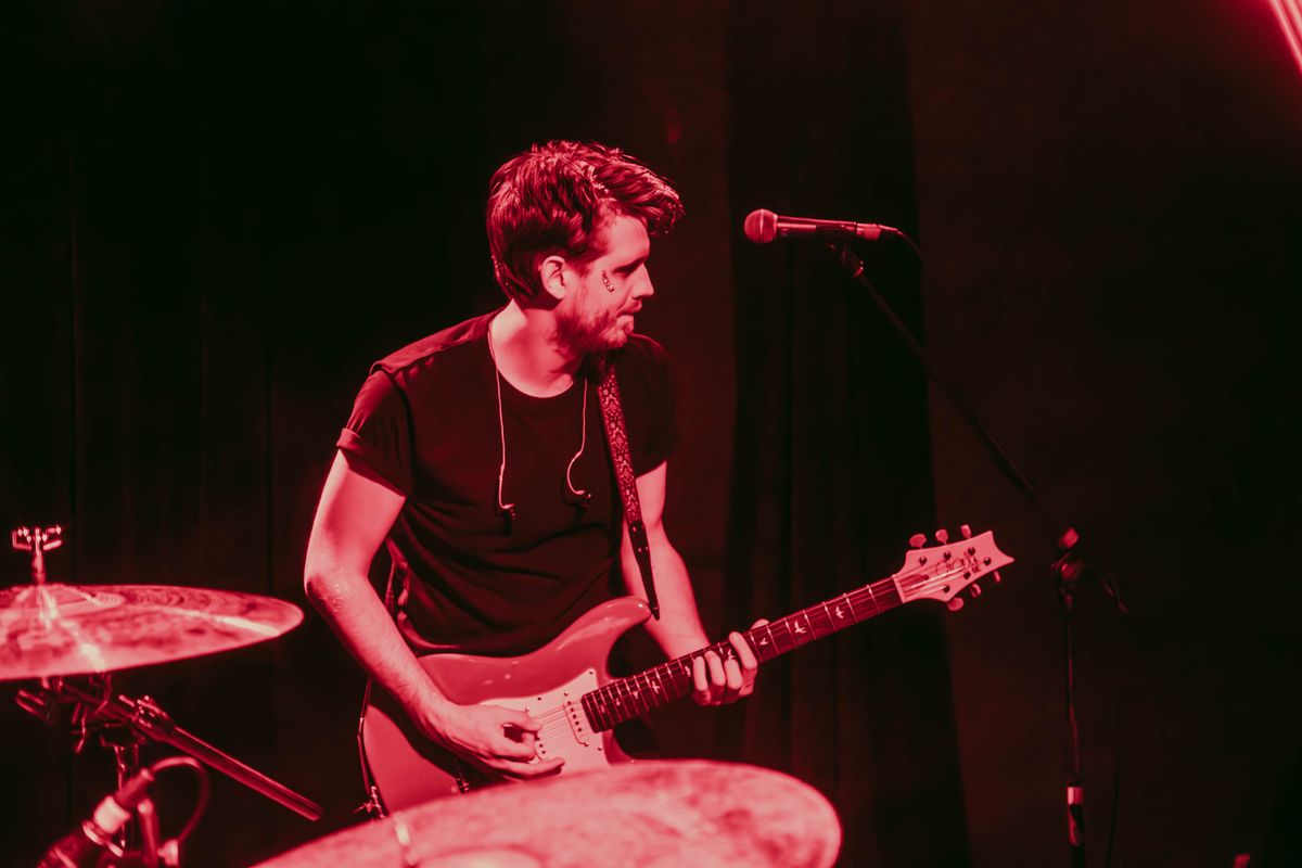 Lewis Toms, singer-songwriter in Melbourne