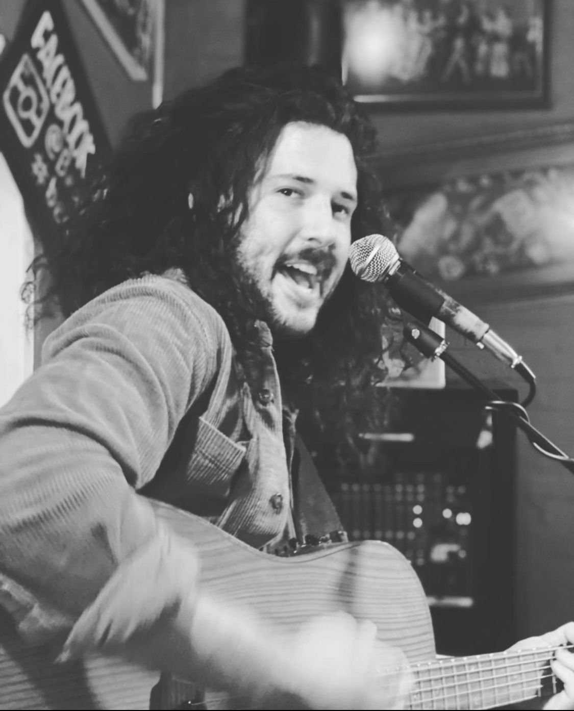Luke biscan, singer-songwriter in Melbourne