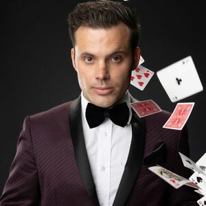 Luke Hocking, magician in Melbourne, photo 2