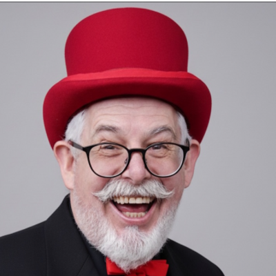 Terry McSweeney, magician in Melbourne, photo 2
