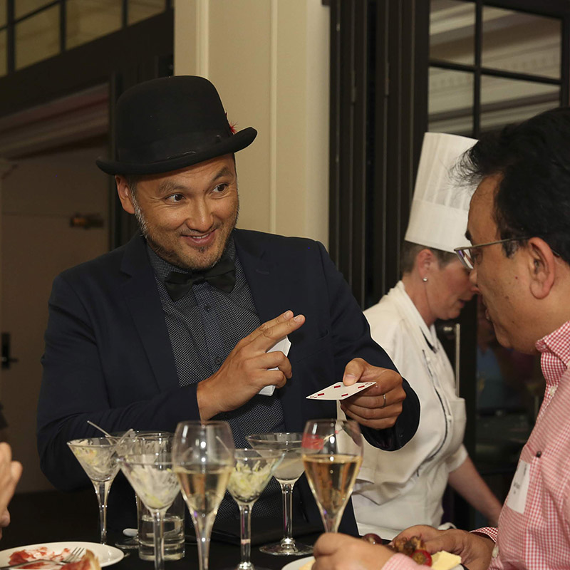 Felix magic, magician in Melbourne