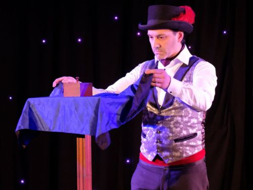 Richard vegas magic, magician in Melbourne