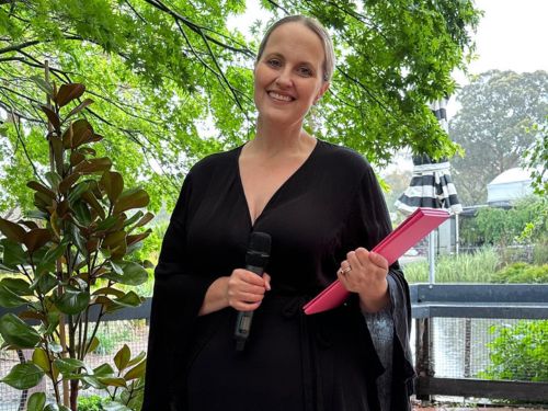 Kiss Entertainment, mc-master of ceremonies in Melbourne