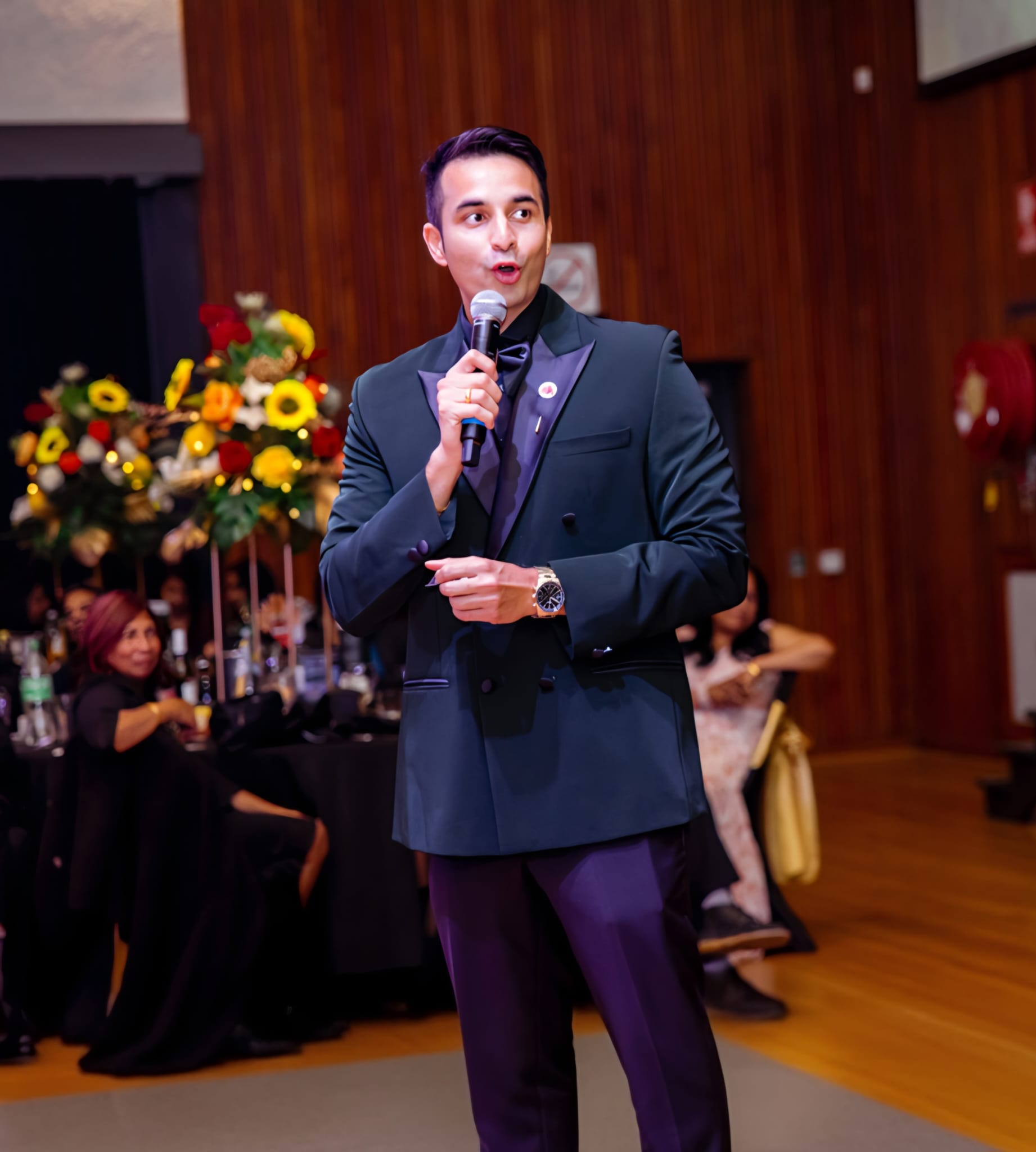Voice of Steffan, mc-master of ceremonies in Melbourne