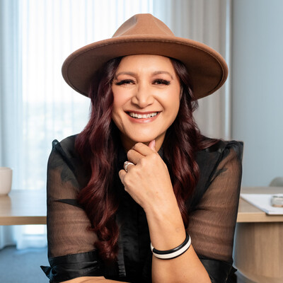 Deborah Dickinson, motivational speaker in Melbourne, photo 2